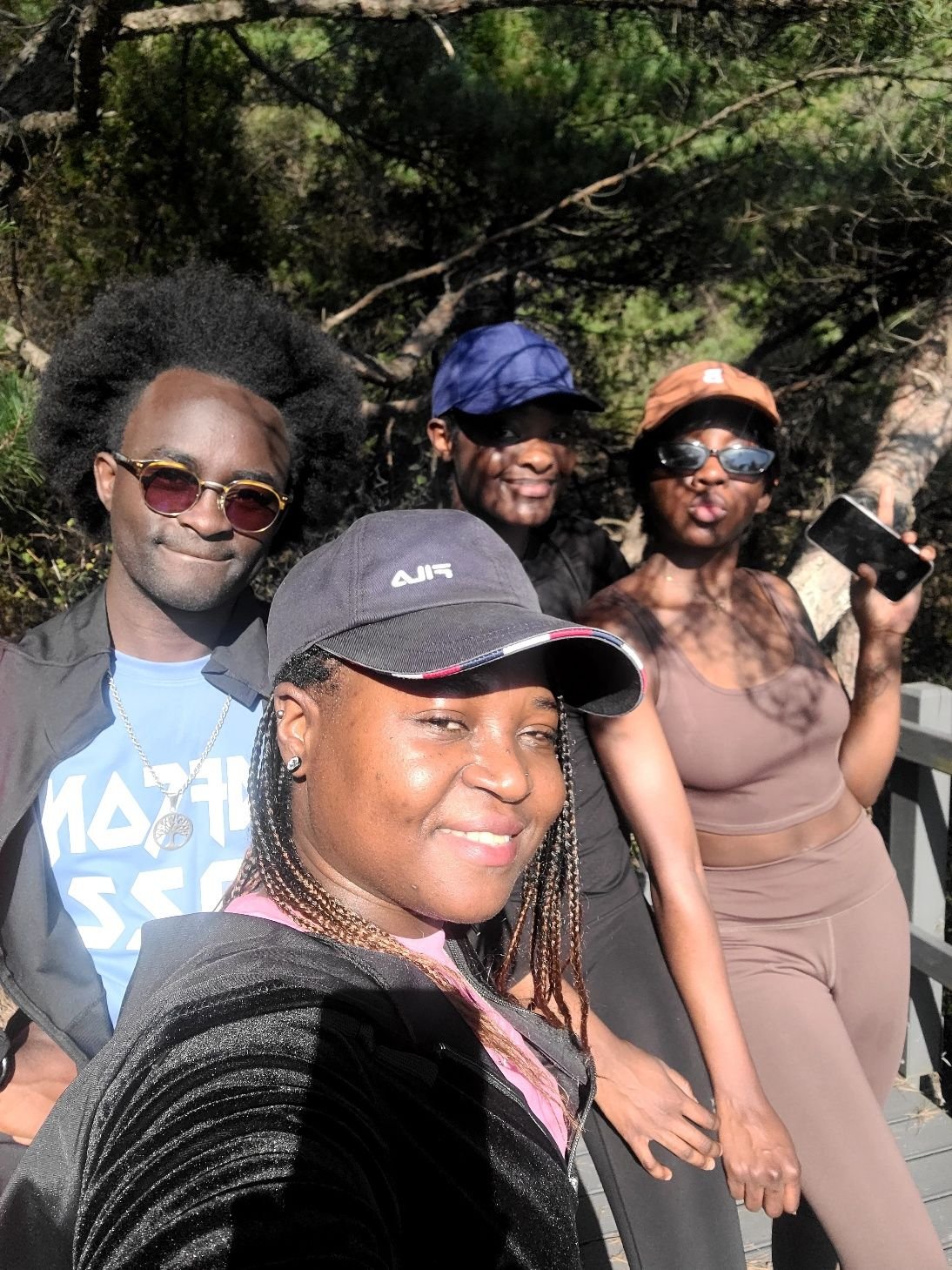 Gabonese Community’s Hiking and Picnic at Inwangsan Mountain